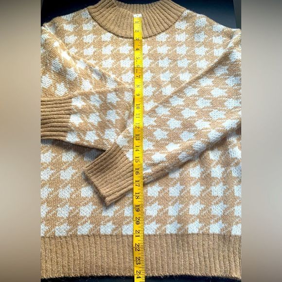 Cleo Petites XL Super Soft Houndstooth Sweater - Picture 6 of 6